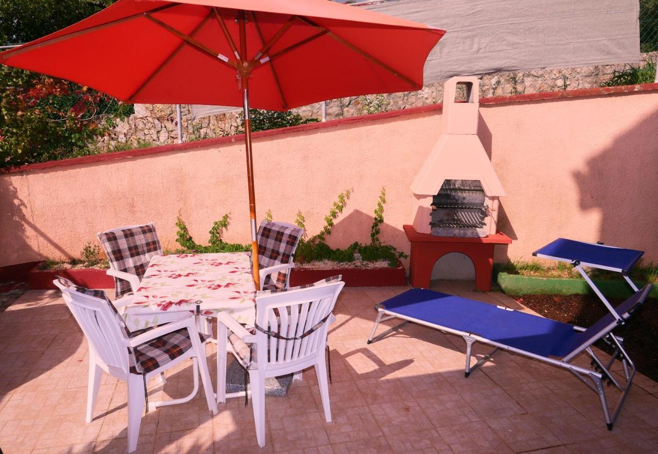 Apartman Nelamore - Krk Town, 300 Meters To The Beach Extérieur photo