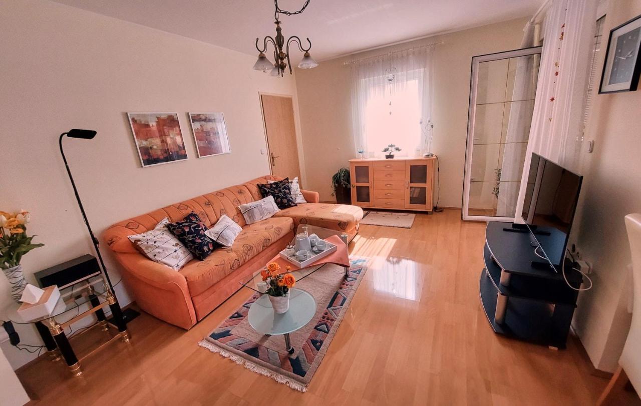 Apartman Nelamore - Krk Town, 300 Meters To The Beach Extérieur photo