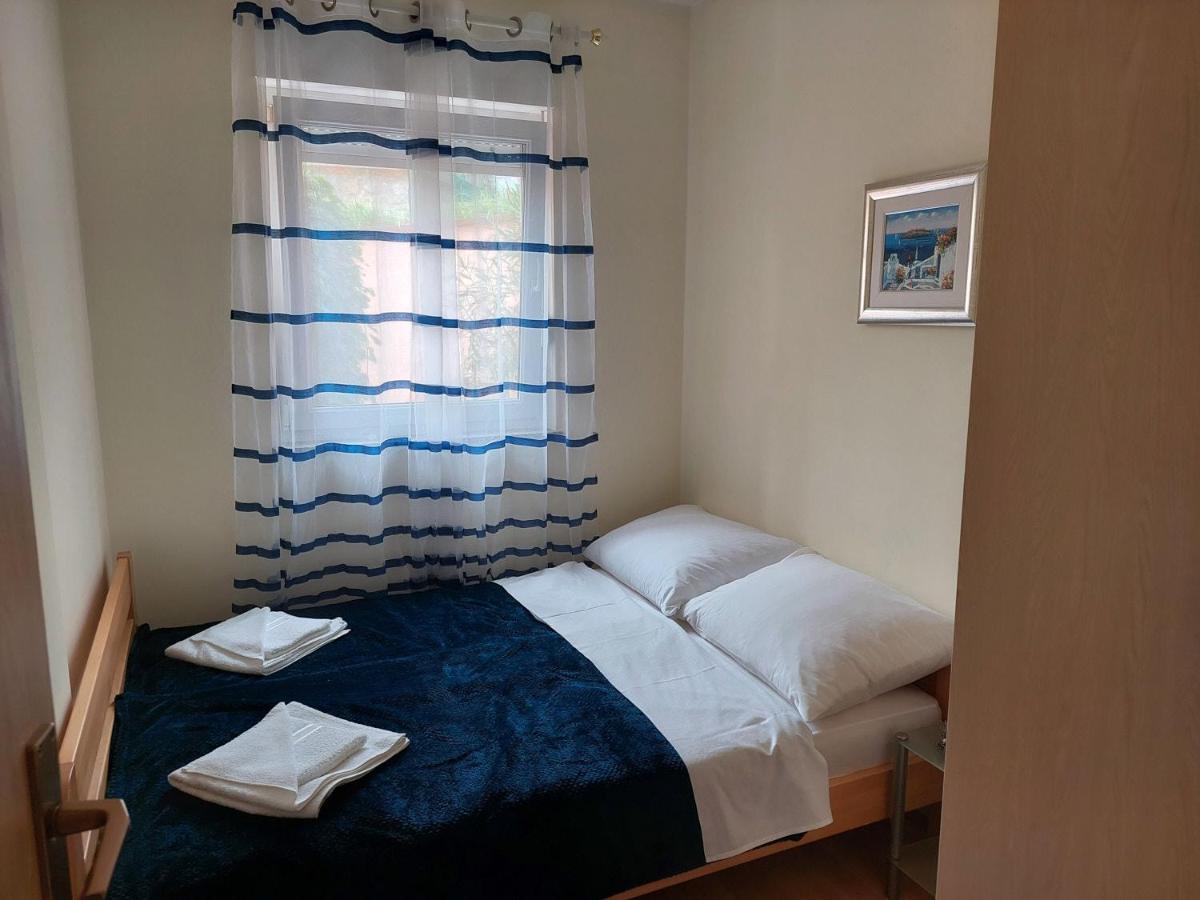Apartman Nelamore - Krk Town, 300 Meters To The Beach Extérieur photo