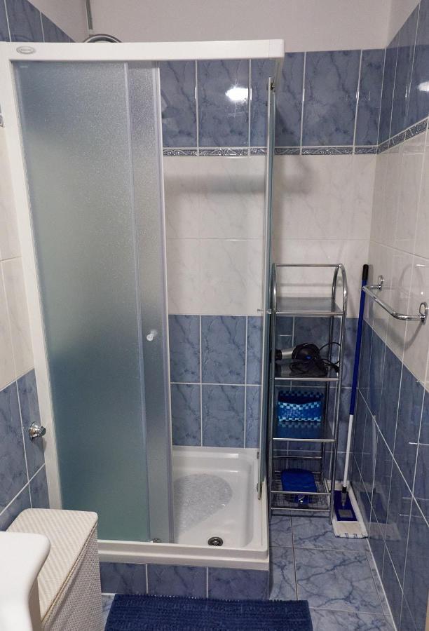 Apartman Nelamore - Krk Town, 300 Meters To The Beach Extérieur photo