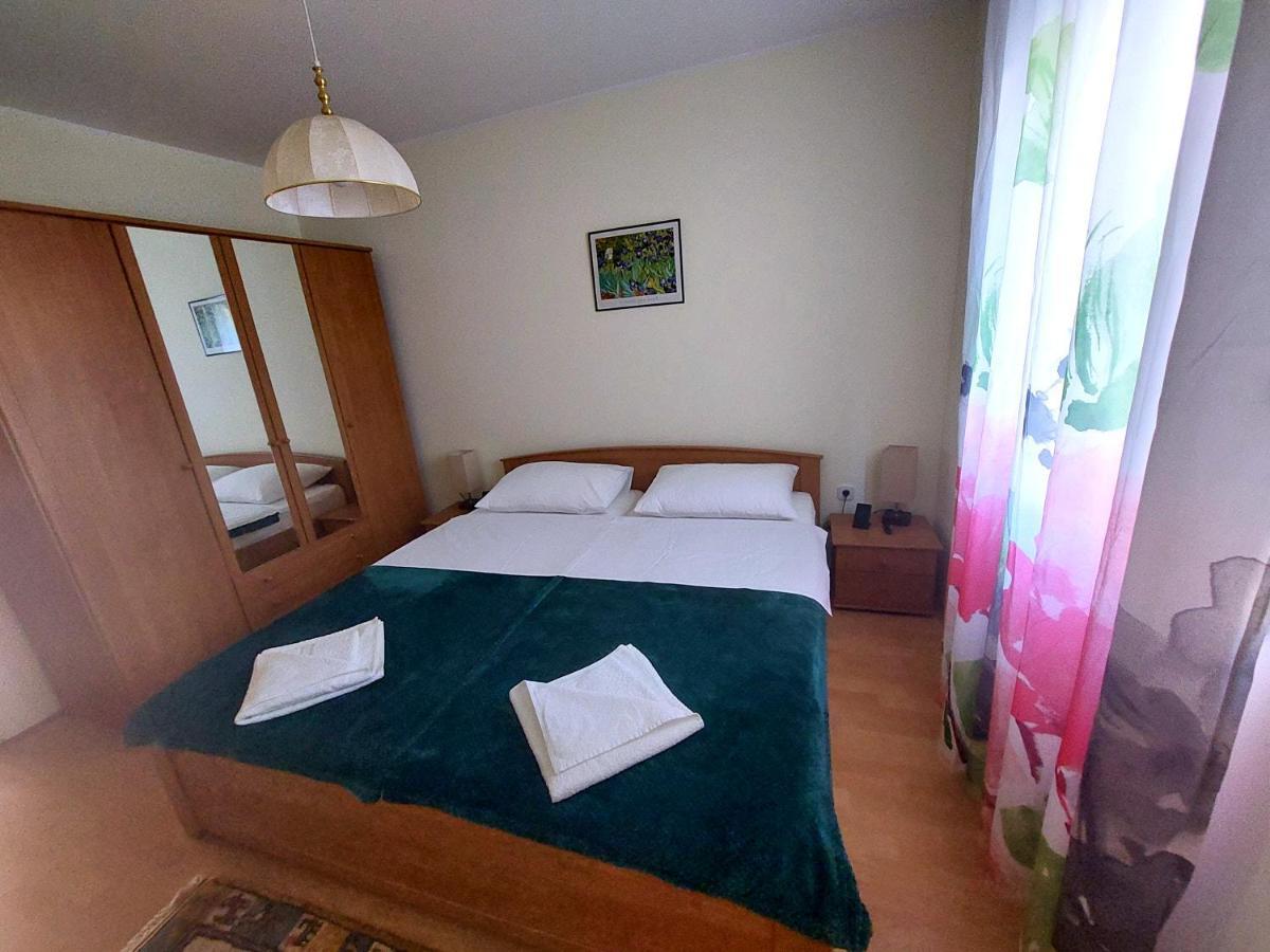 Apartman Nelamore - Krk Town, 300 Meters To The Beach Extérieur photo